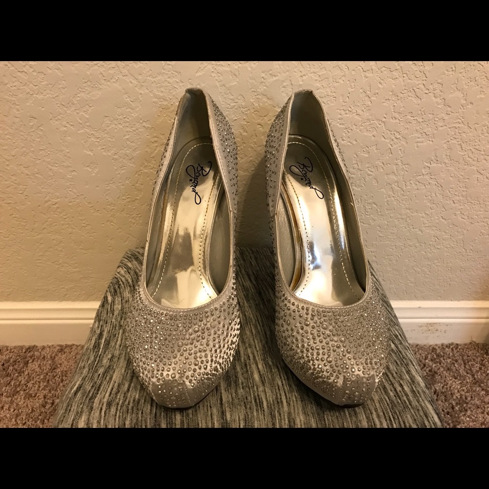 Silver Rhinestone Pumps - Picture 3 of 5